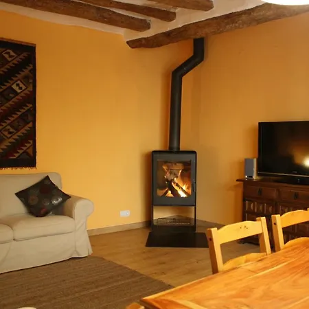 Country house Cal Pedret Riudecanyes